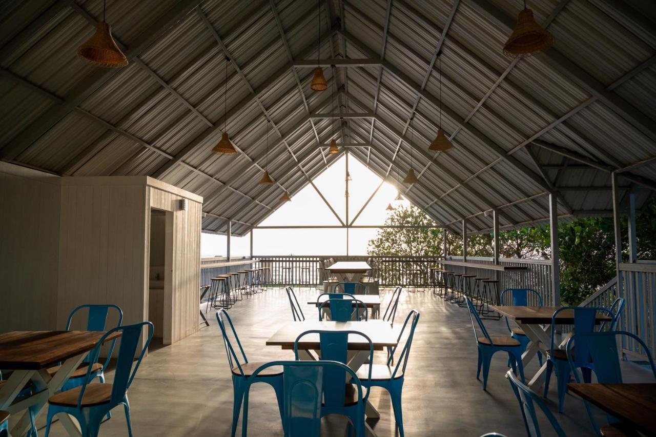 Praveg Beach Resort Daman Lighthouse Beach Luaran gambar